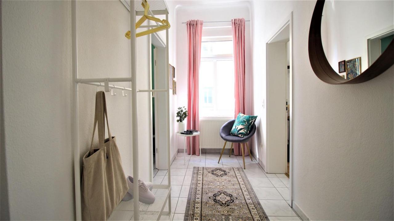 Homie Stay Schiestlstrasse - Moderne Altbauapartments, Nahe Stadtzentrum & Weinberge Вюрцбург Екстер'єр фото